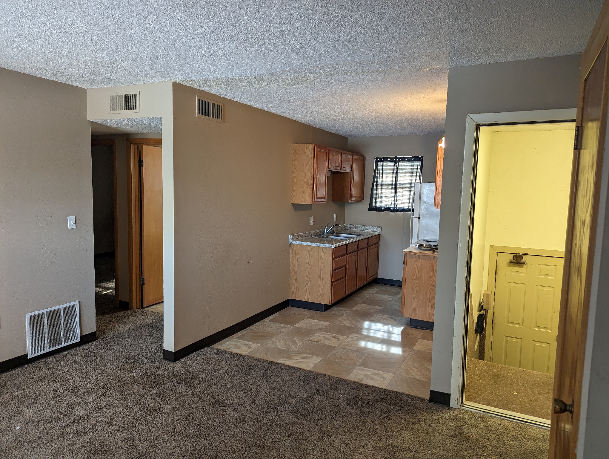 708 West 12th #7A